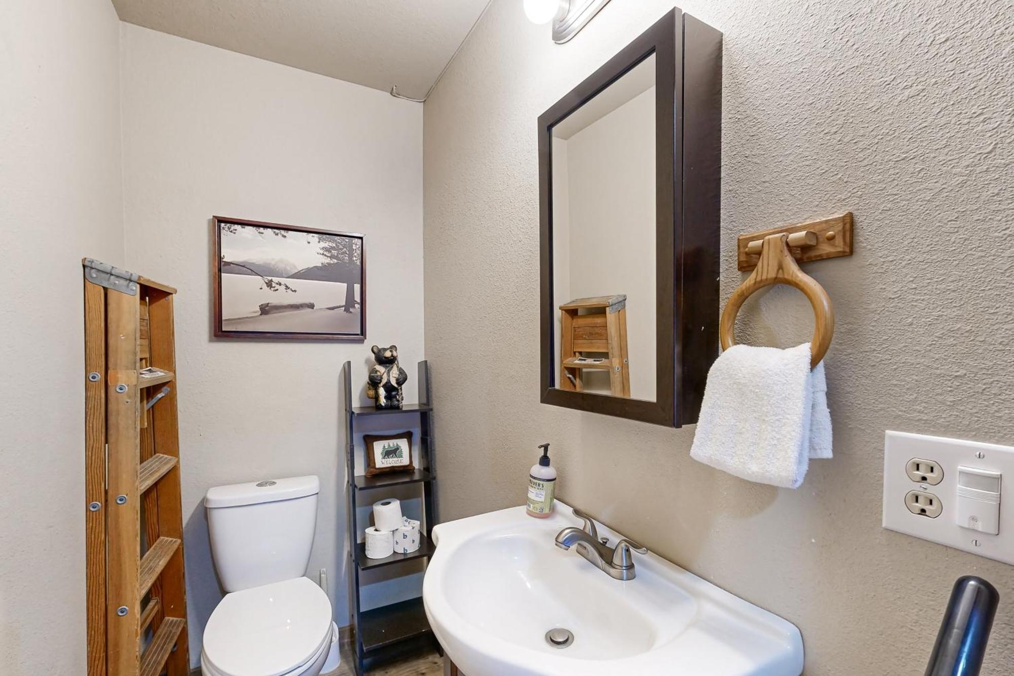 Meadows Condo Unit #16 マッコール エクステリア 写真